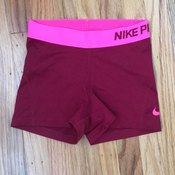 nike pros - Picture 2 of 4